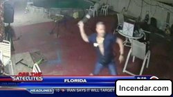 Florida man fights off gun-wielding robbers with machete